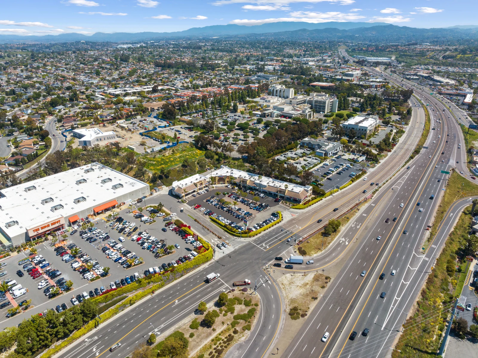 Retail in Oceanside, CA - photo 4 - Oceanside, CA