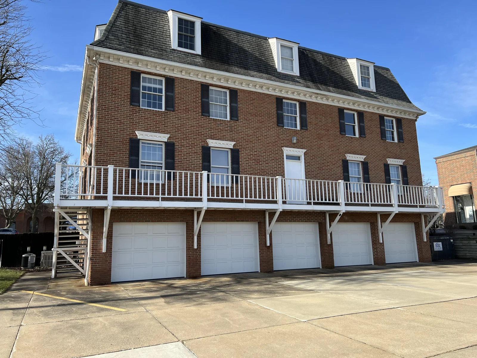 Market Place — Lease in Fairlawn, OH, photo 4 of 4