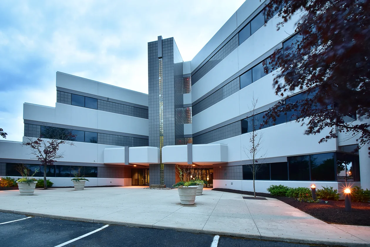Embassy Corporate Parkway — Lease in Fairlawn, OH, photo 1 of 4