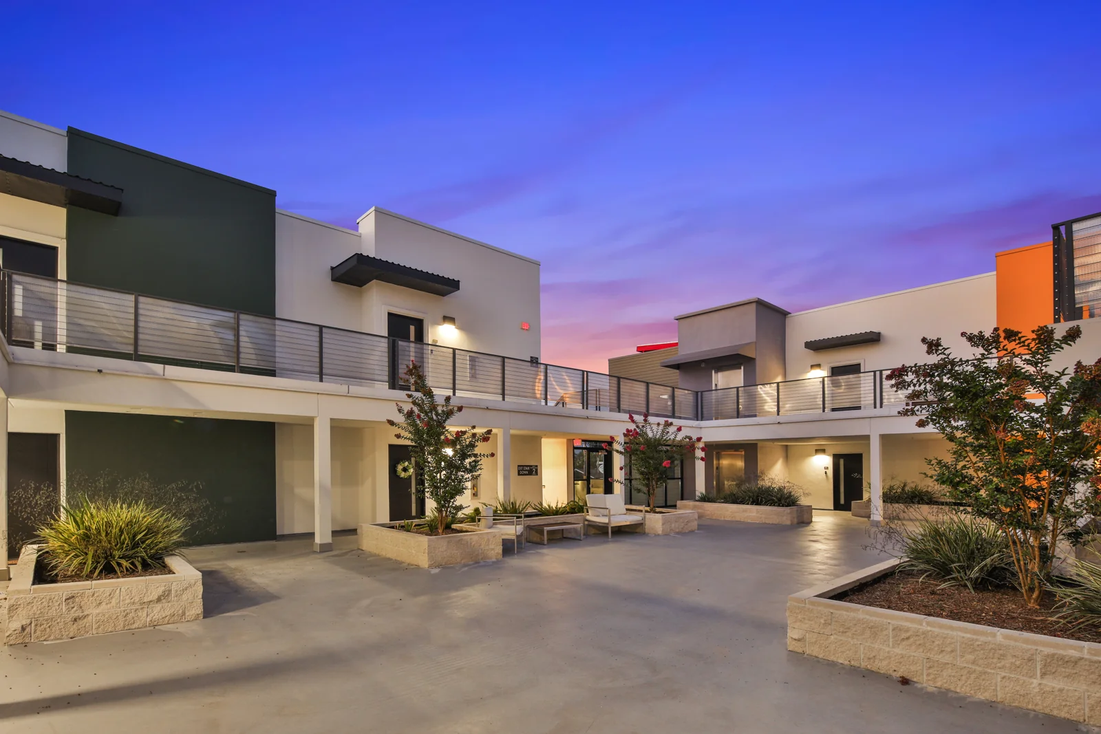 Property in Unknown, XX - photo 9 - Pomona, CA
