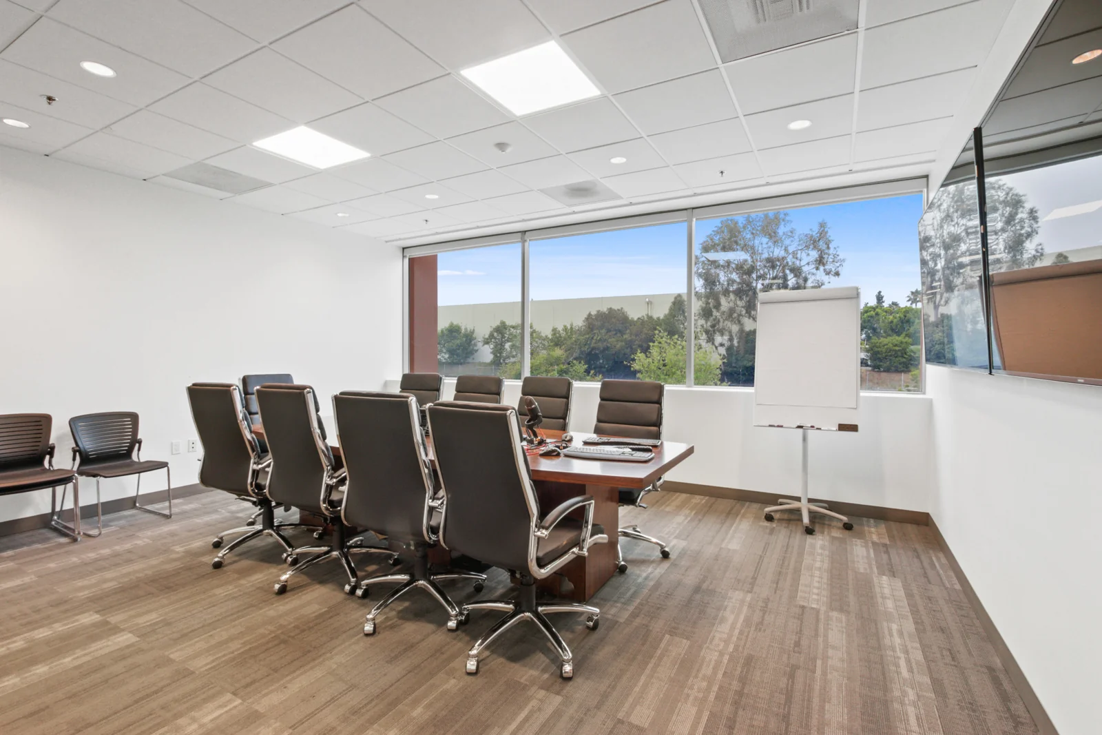 408 Saturn St - photo 4 - Brea, CA