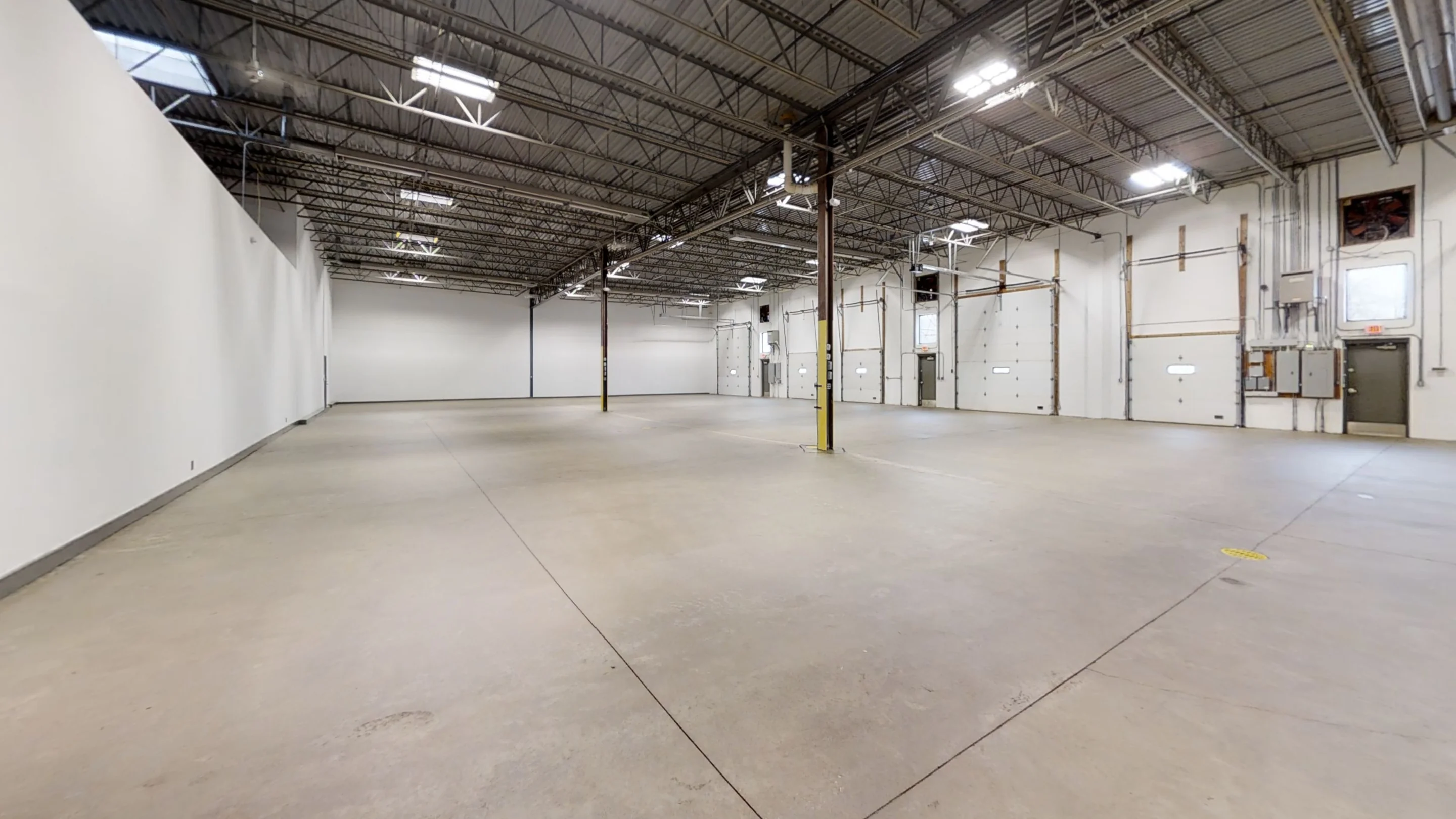 FlexIndustrial in Valley View, OH — Lease in Valley View, OH, photo 3 of 6