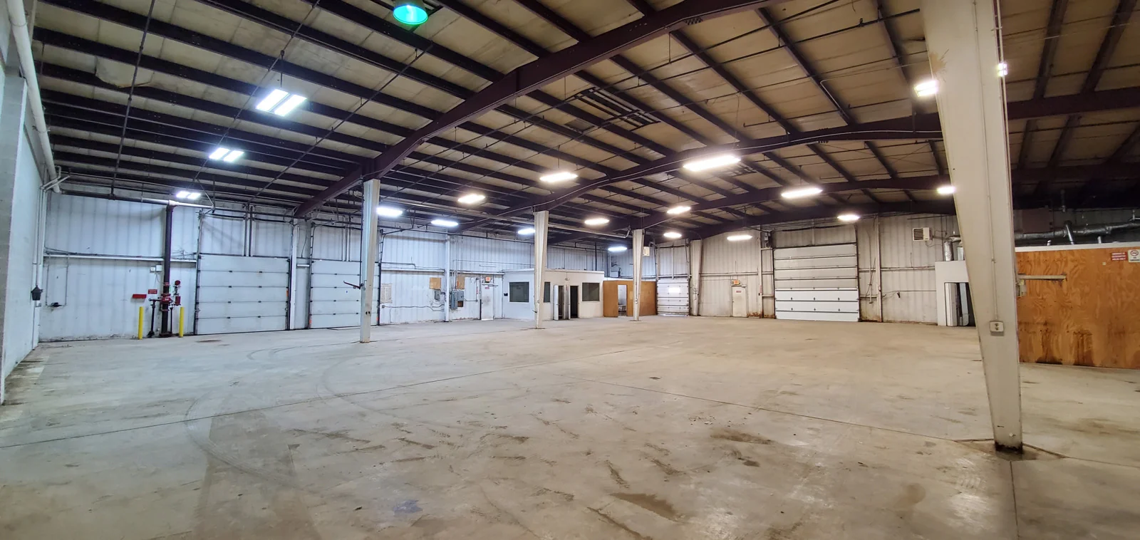 OFFICE/FLEX SPACE FOR LEASE - photo 3 - Cleveland, OH