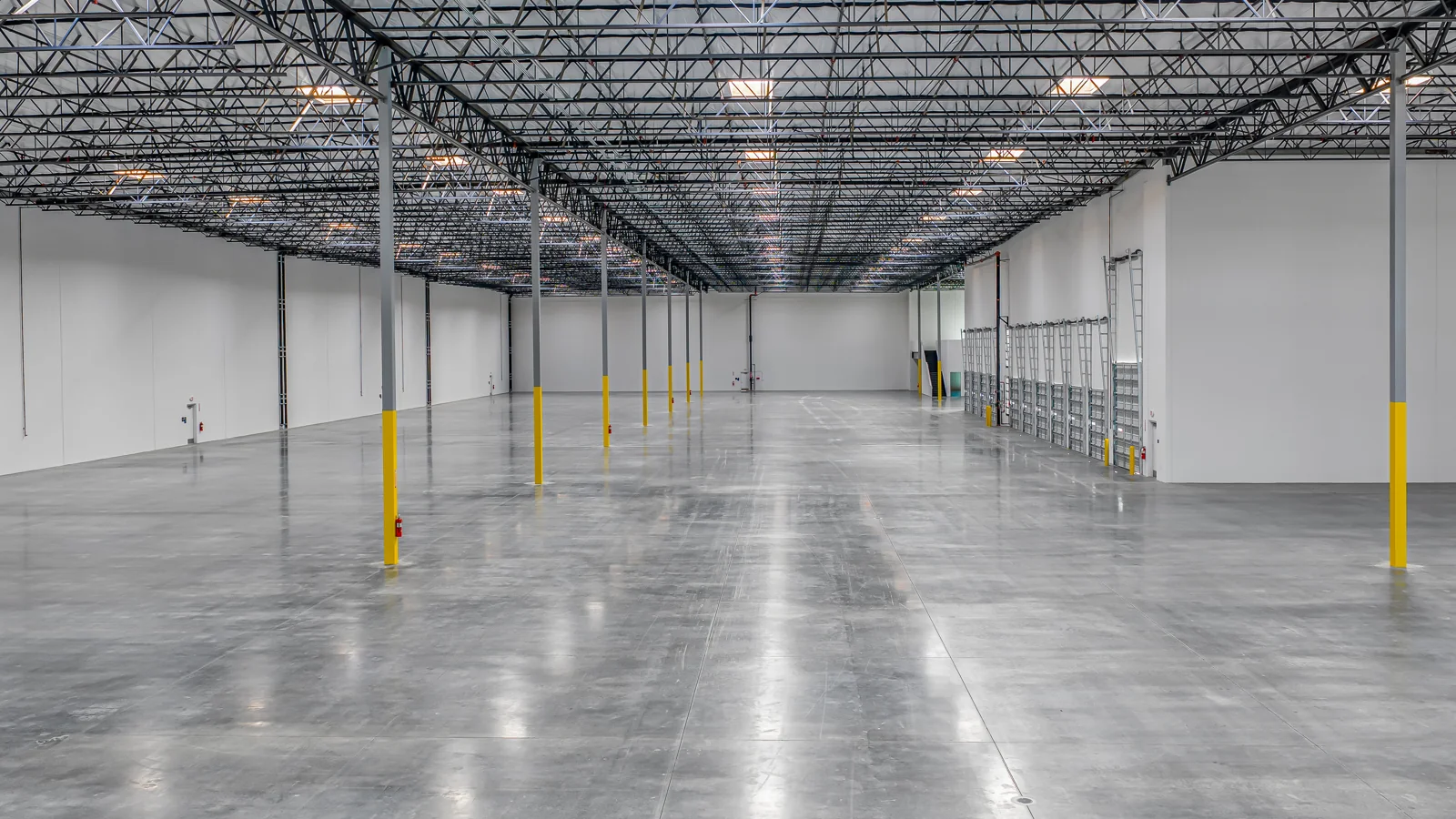 Dyer Distribution Center - photo 4 - Santa Ana, CA