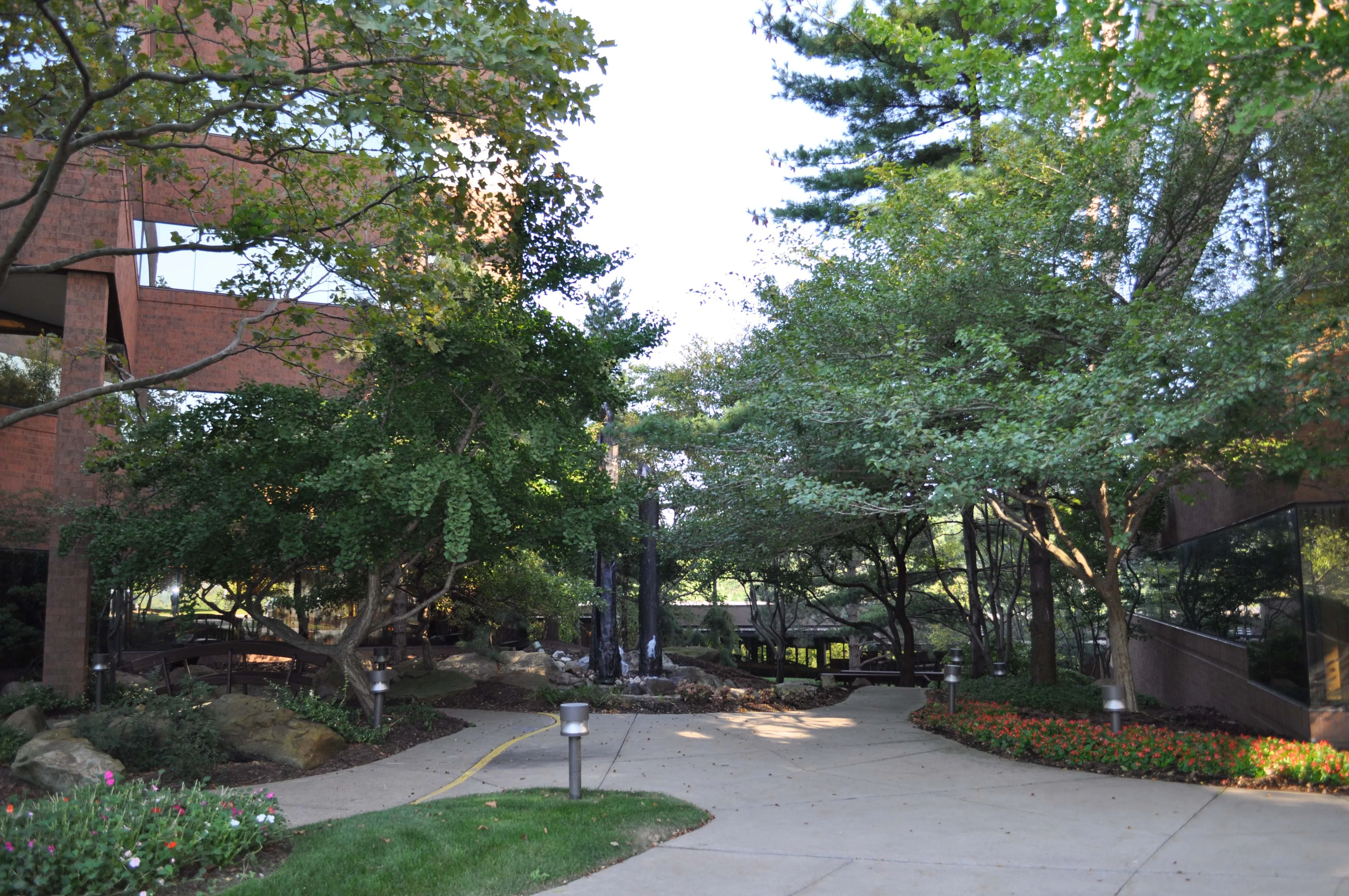 Summit 3 — Lease in Independence, OH, photo 4 of 8