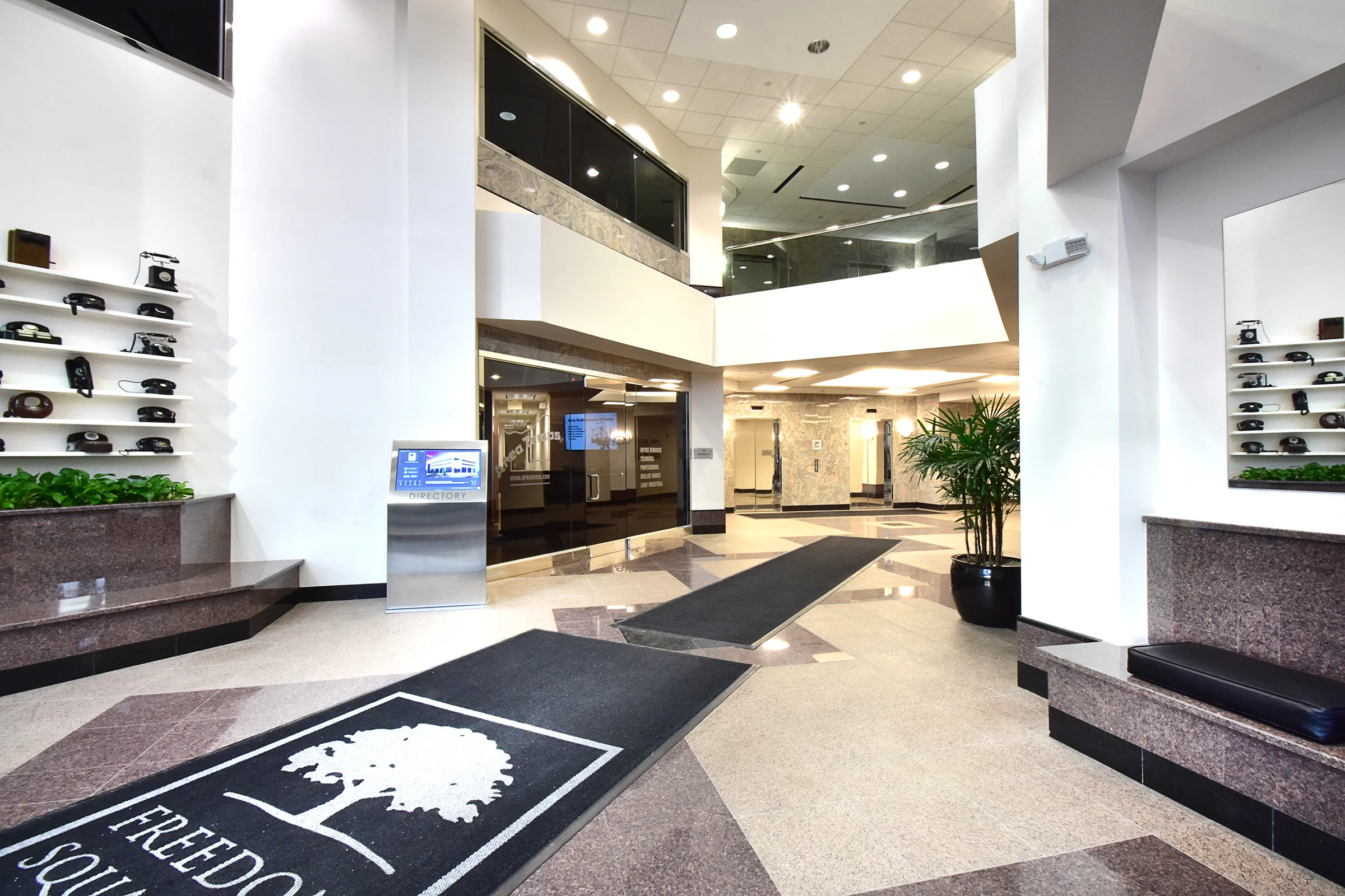 Freedom Square III - photo 4 - Independence, OH