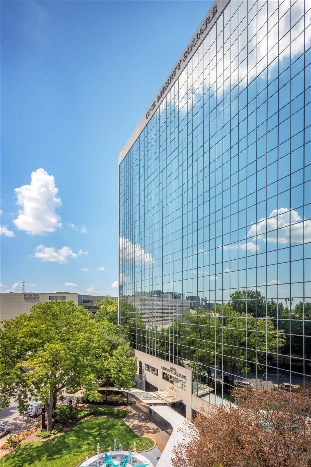 One Liberty Square — Lease in Greenville, SC, photo 6 of 8