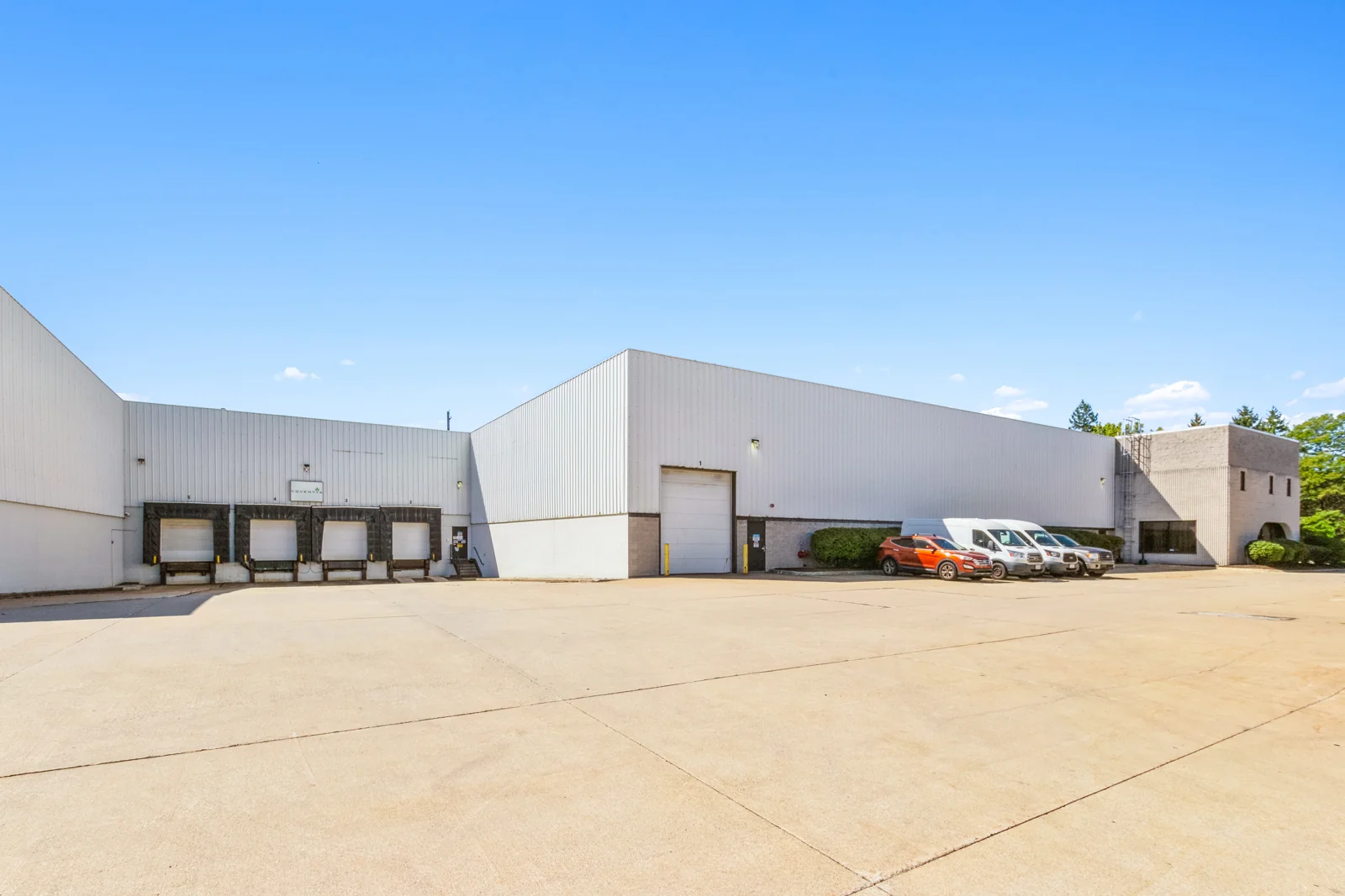 4609-4639 Van Epps — Lease in Brooklyn Heights, OH, photo 4 of 8