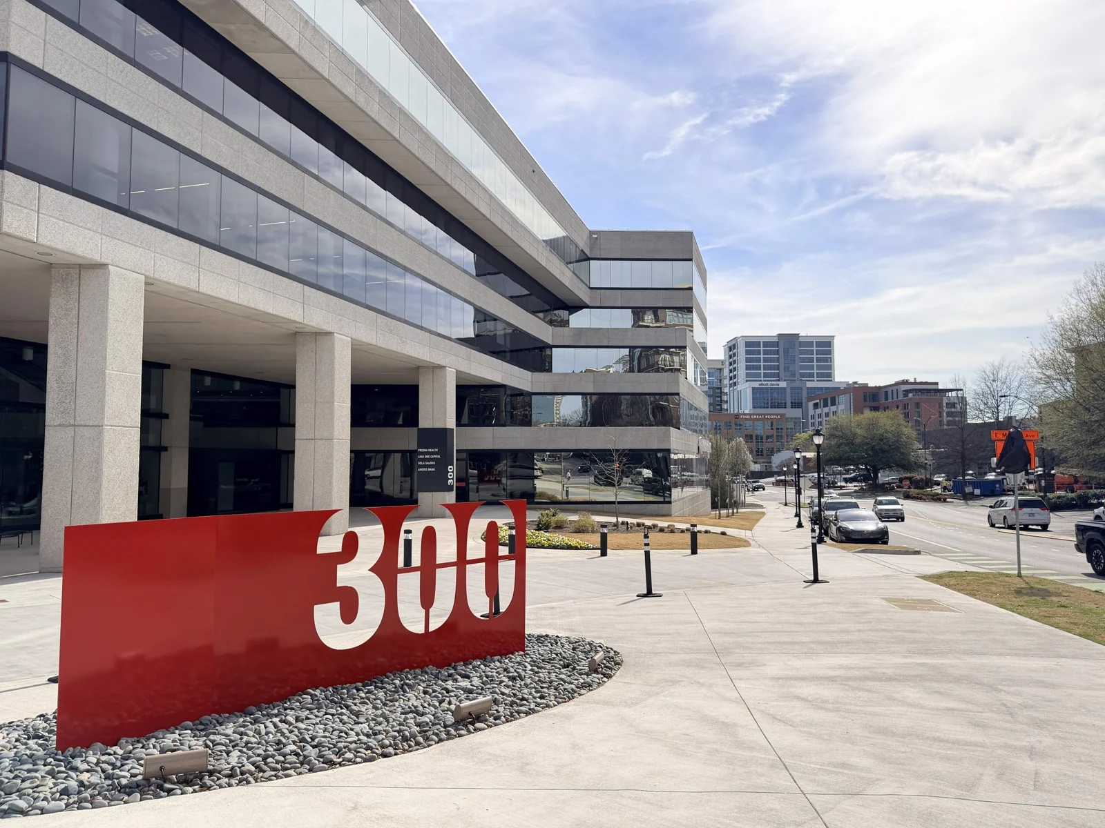 300 E McBee Avenue — Lease in Greenville, SC, photo 2 of 6