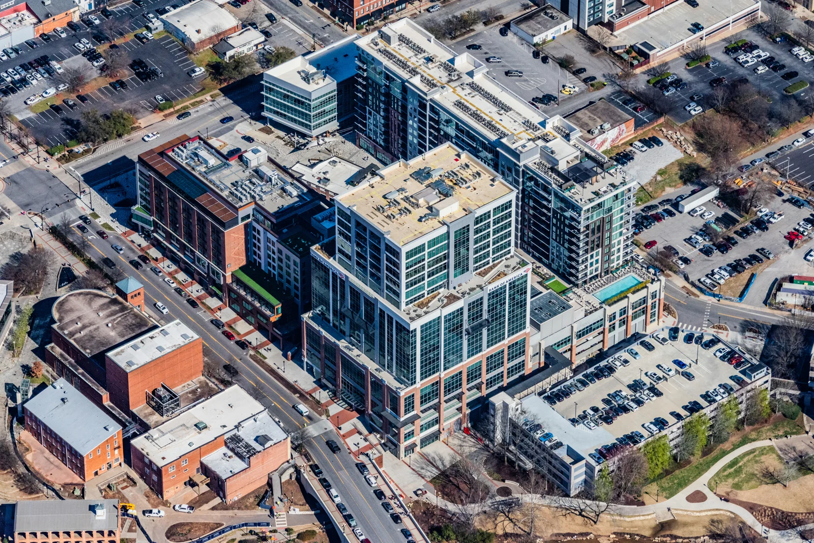 Falls Tower — Lease in Greenville, SC, photo 1 of 6