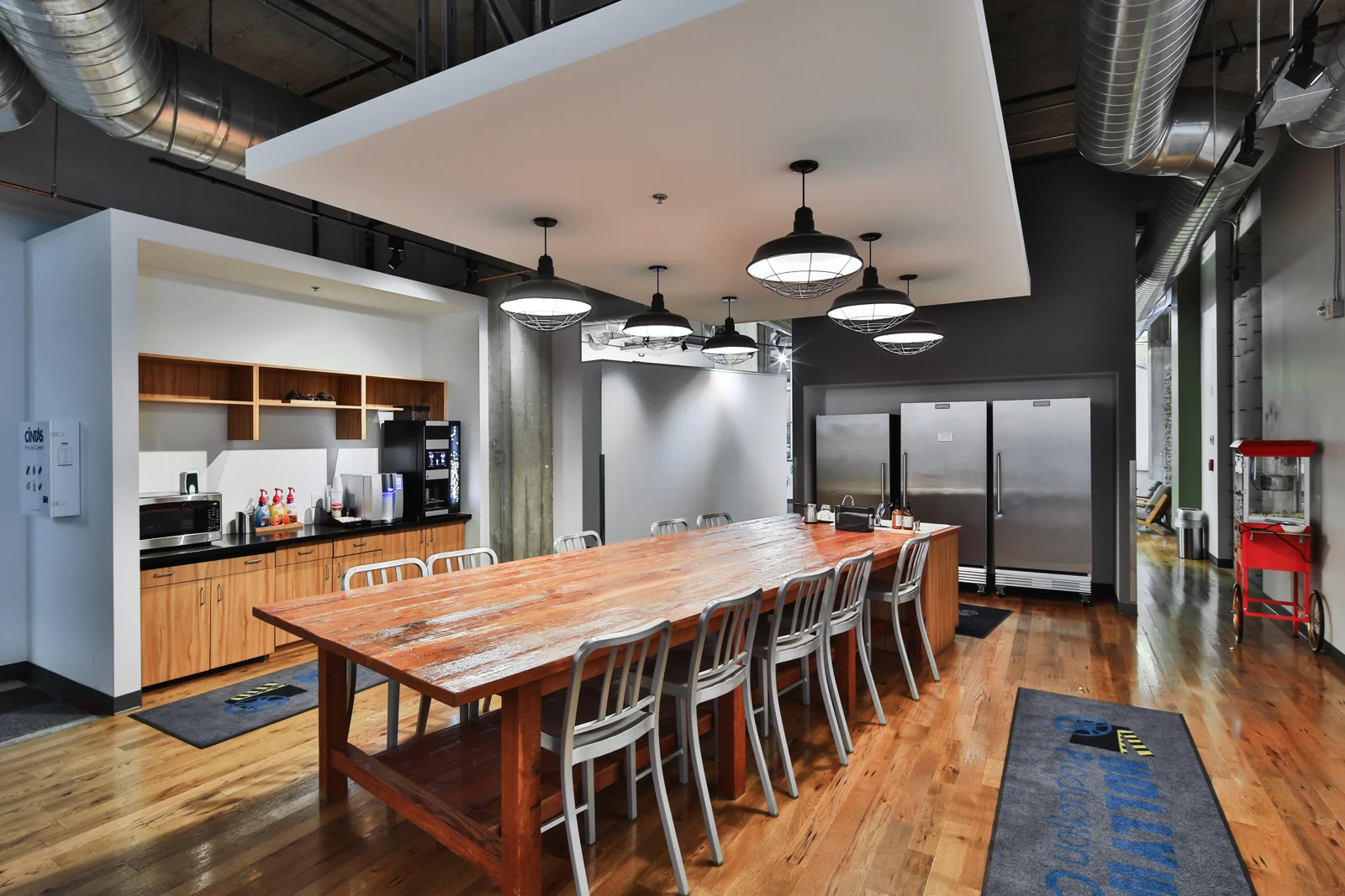 Office in Burbank, CA — Sale in Burbank, CA, photo 4 of 6