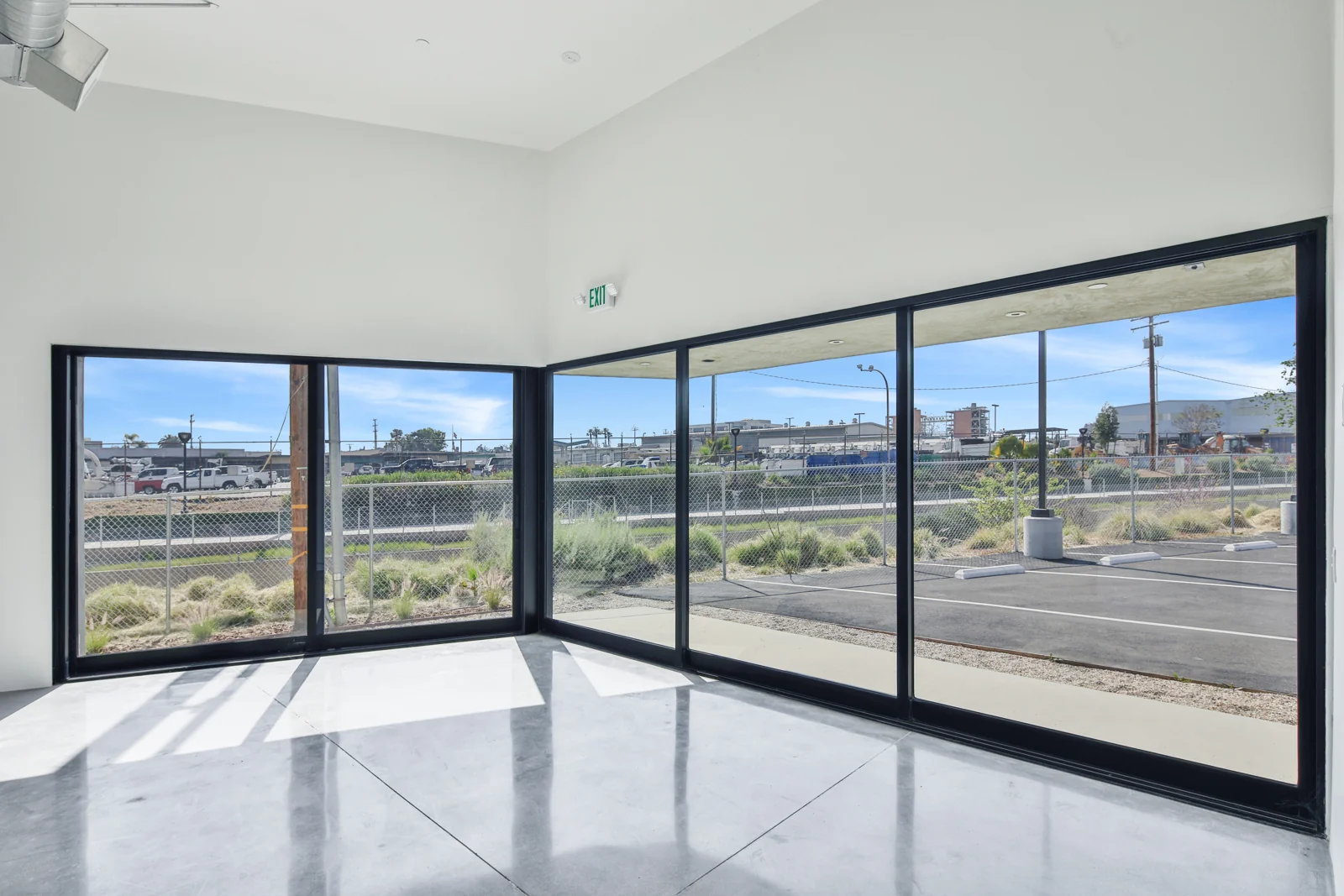 Prime Industrial Flex - Burbank Tech Corridor — Sale in Burbank, CA, photo 7 of 8