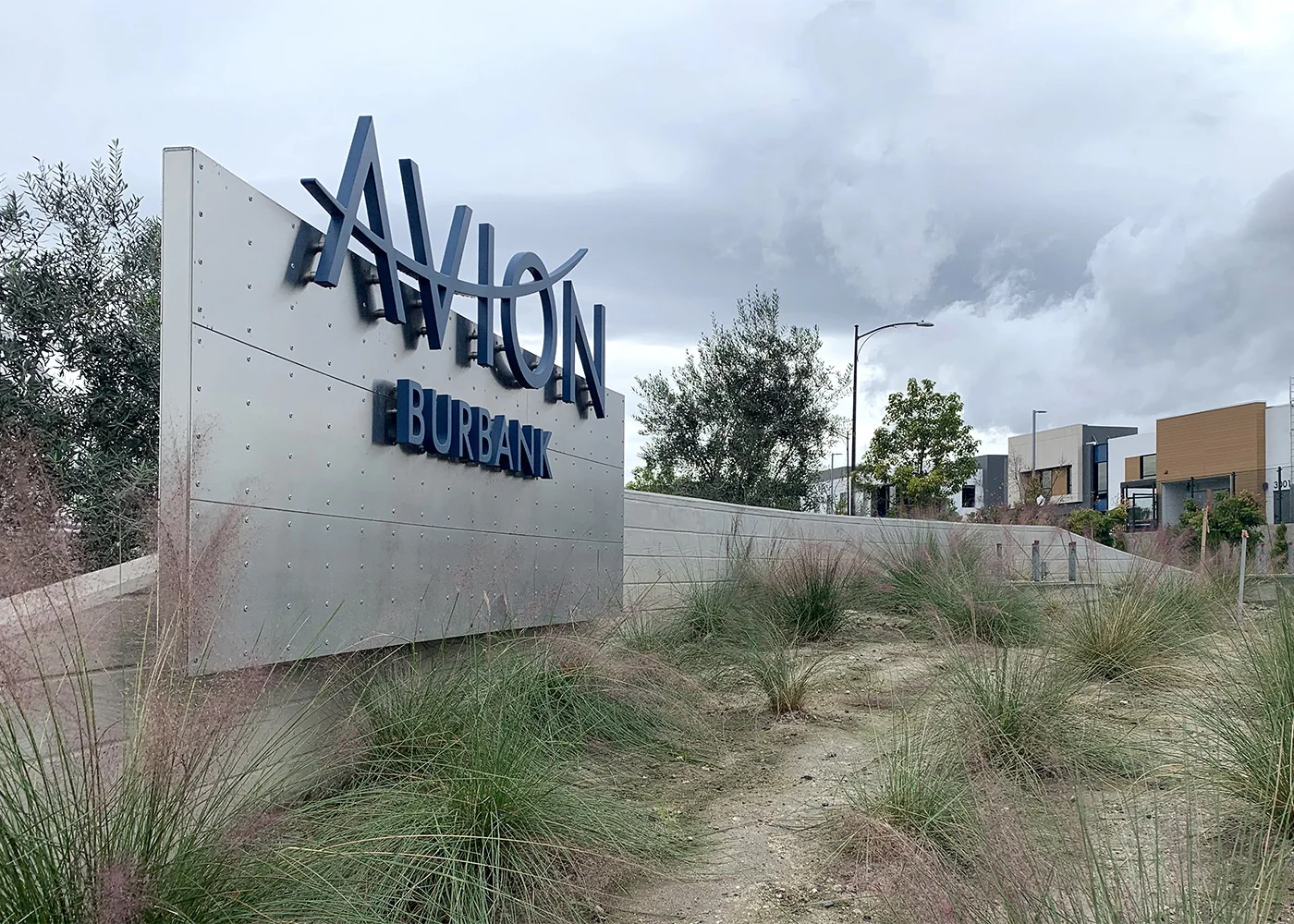 Avion Burbank — Sale in Burbank, CA, photo 3 of 7