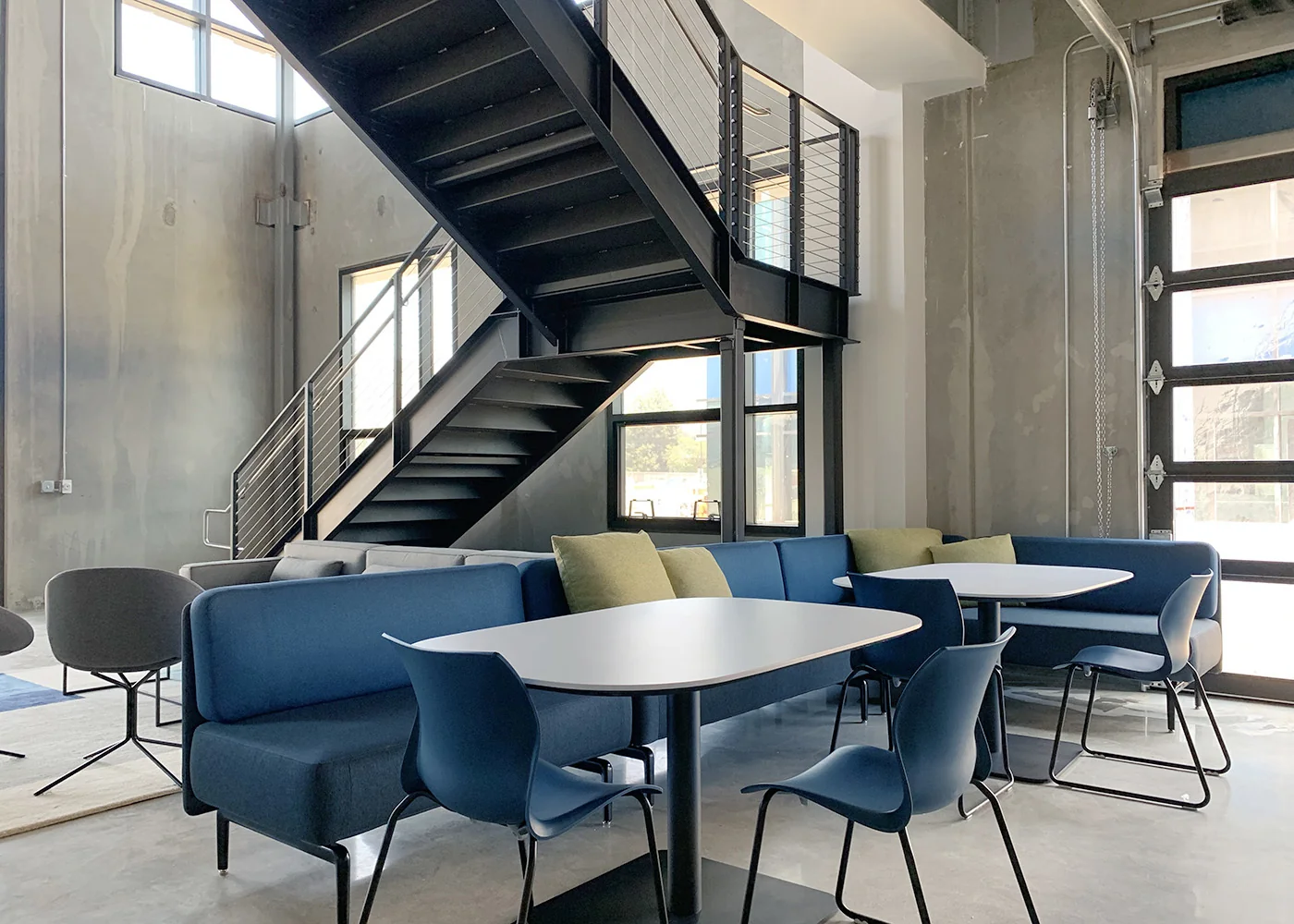 Avion Burbank — Sale in Burbank, CA, photo 4 of 7