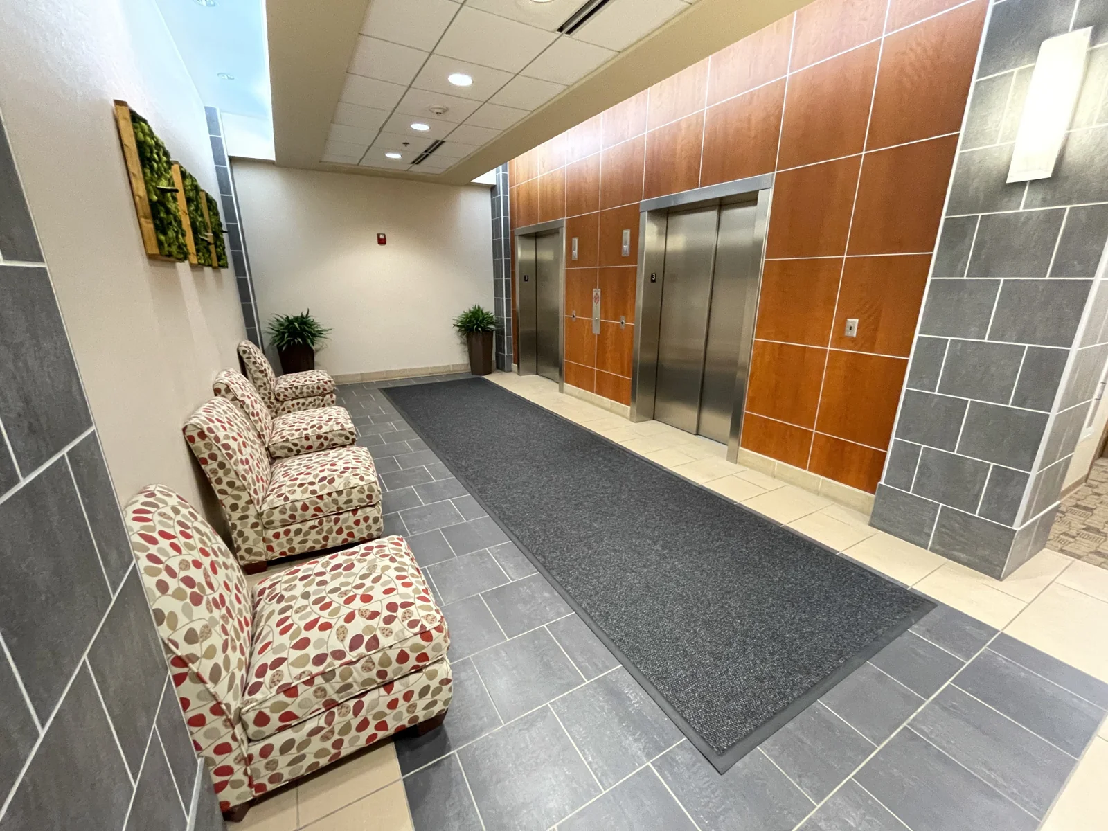 Middleburg Medical Center - 18780 Bagley Road,… — Lease in Middleburg Heights, OH, photo 2 of 3