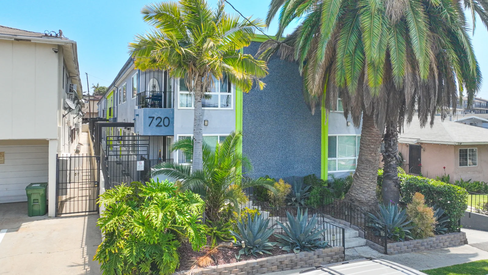 Property in Unknown, XX - photo 2 - Inglewood, CA