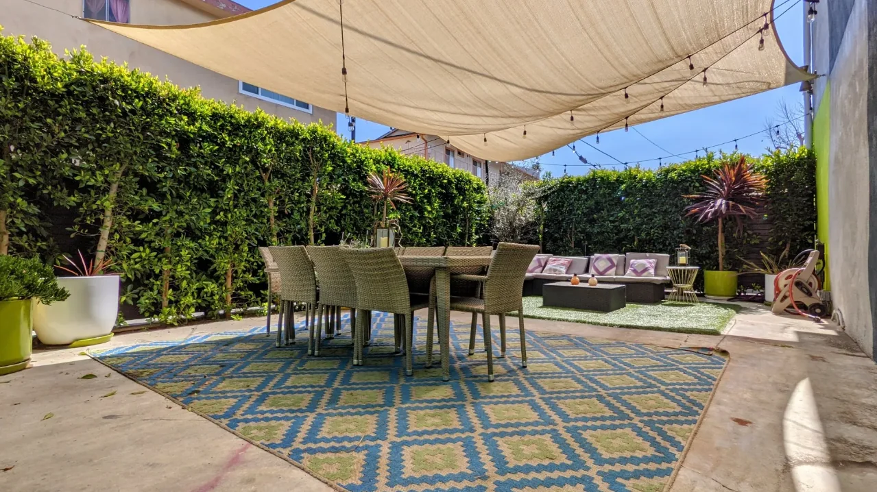 Property in Unknown, XX - photo 5 - Inglewood, CA