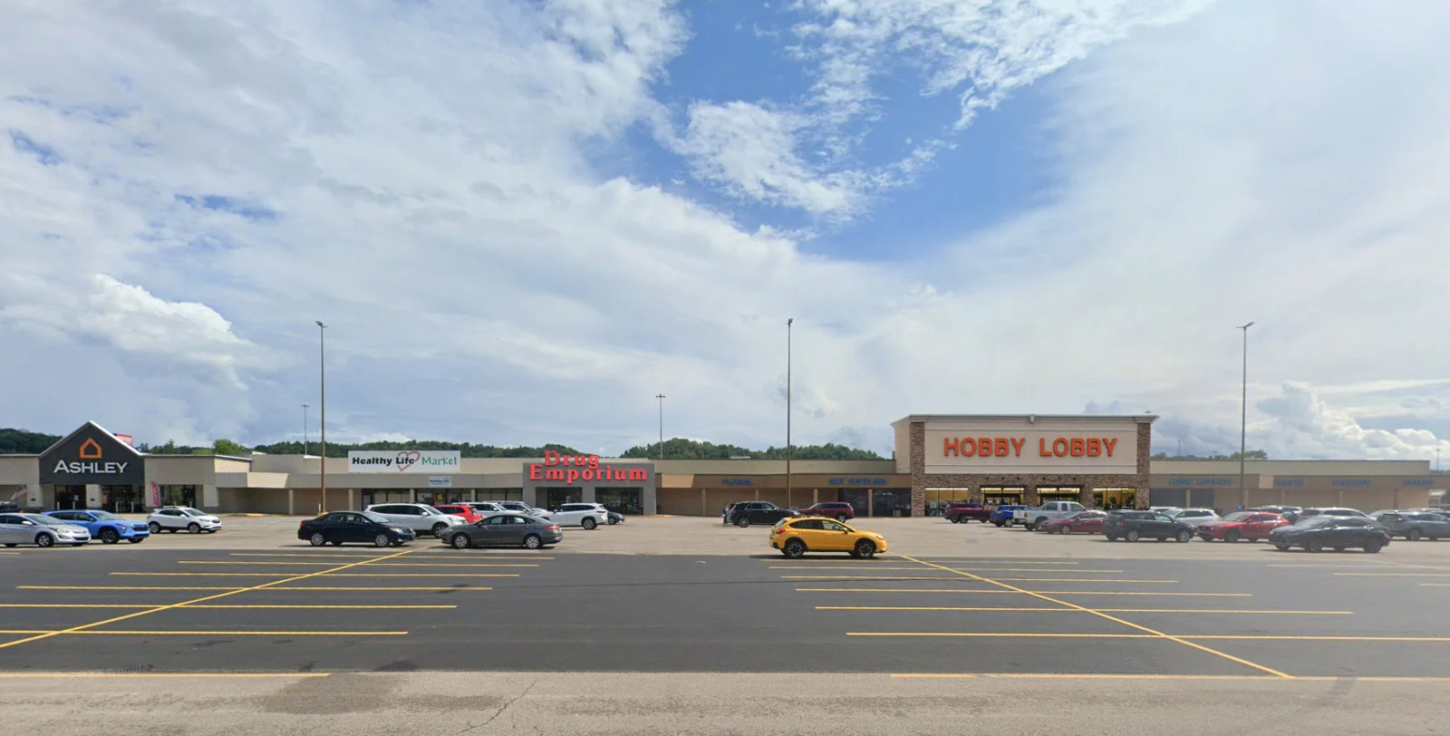 Barboursville Crossing - retail for sale in barboursville, WV