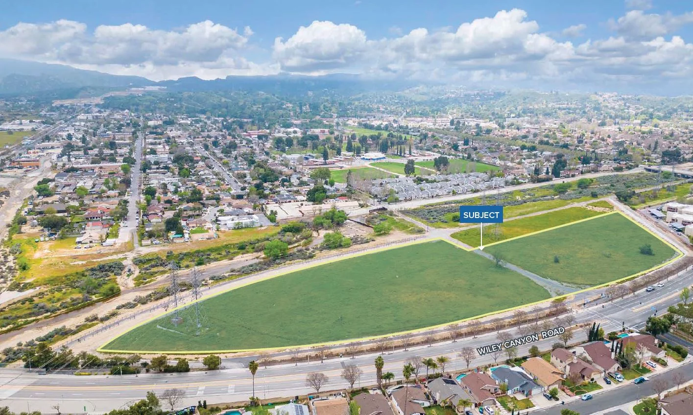 Property in Unknown, XX - land in Valencia, CA