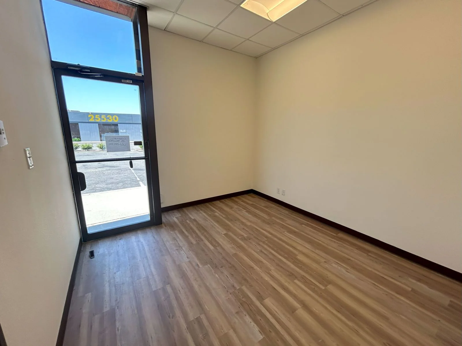 Property in Unknown, XX - photo 12 - Valencia, CA