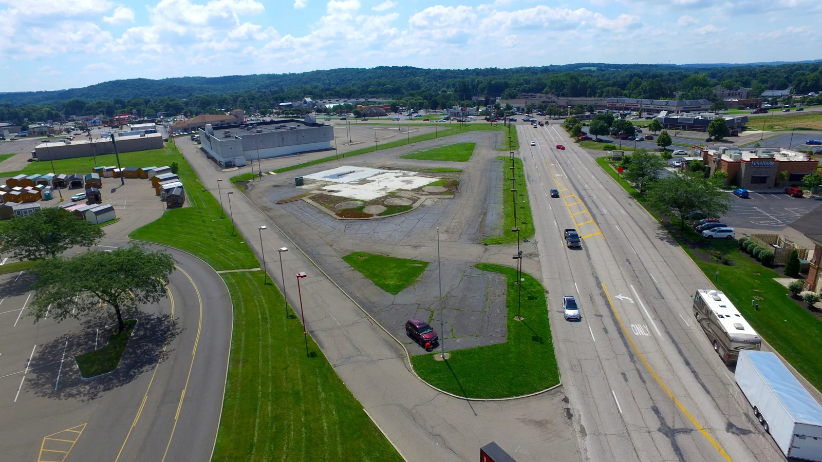 Retail in Heath, OH — Lease in Heath, OH, photo 1 of 4