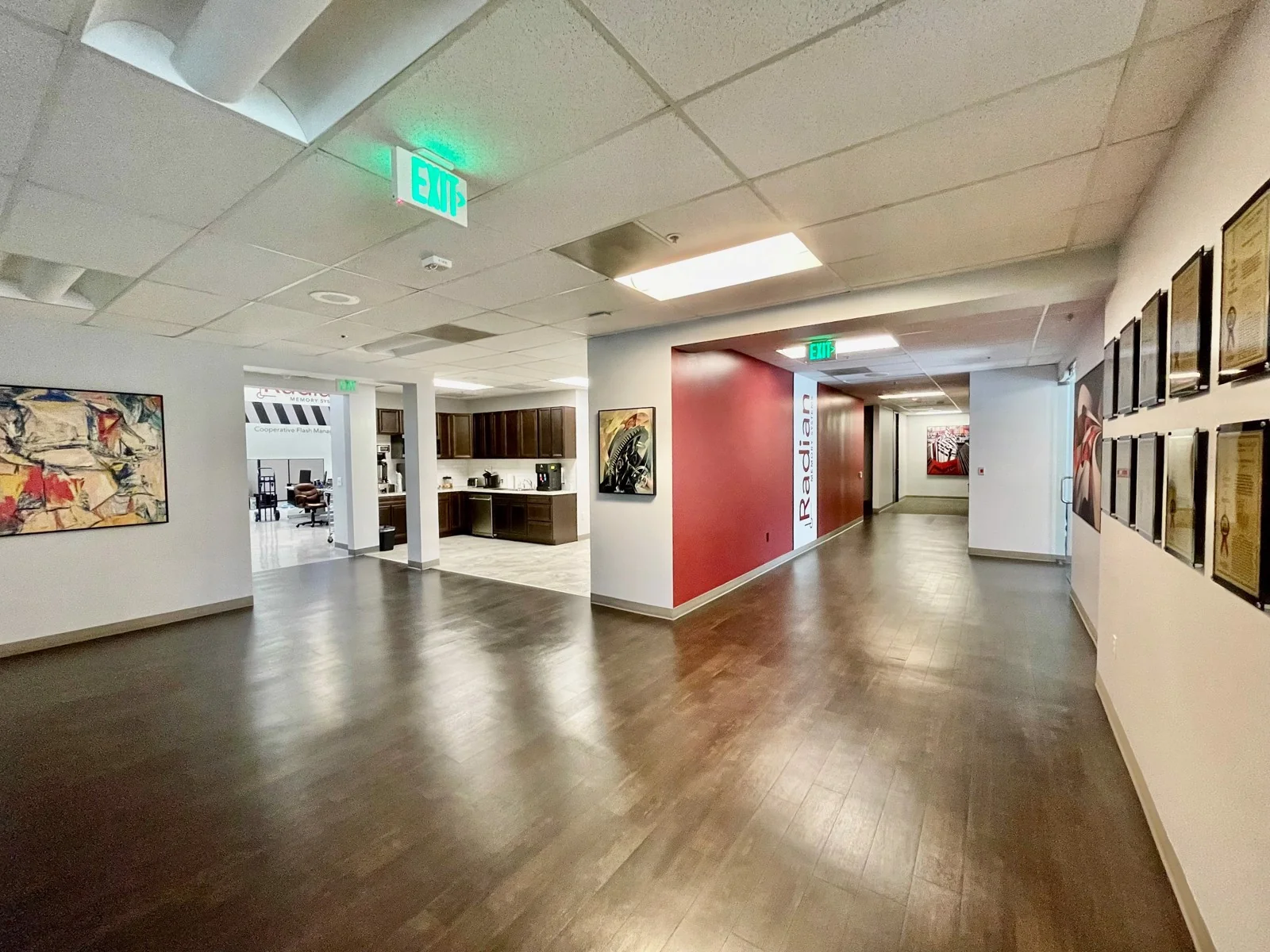 Calabasas Commerce Center — Lease in Calabasas, CA, photo 4 of 5