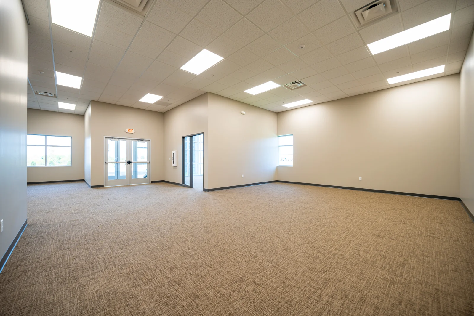 Canal Pointe Industrial Park - Building B — Lease in Canal Winchester, OH, photo 6 of 7