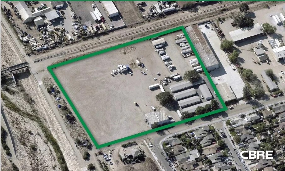Land in Santa Paula, CA — Sale in Santa Paula, CA, photo 1 of 8