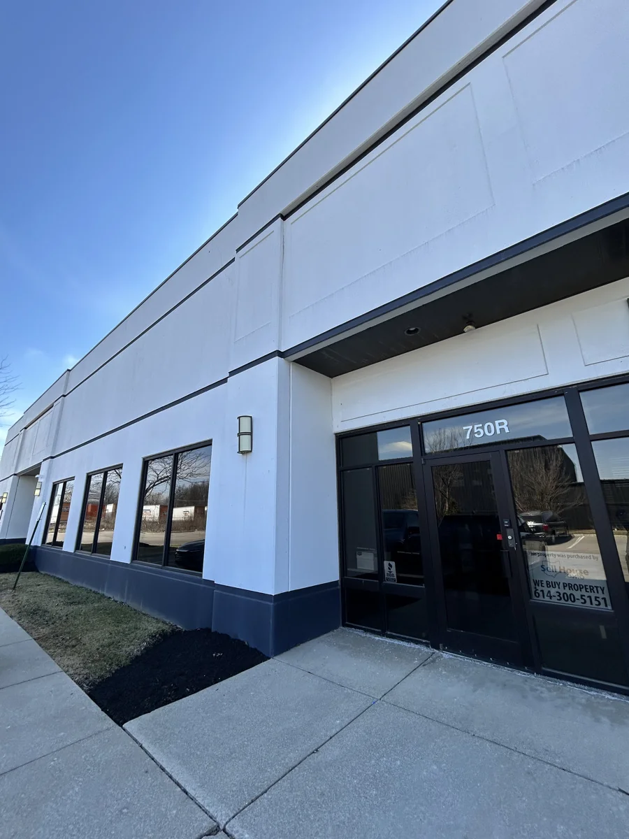 Crossroads Commerce Center