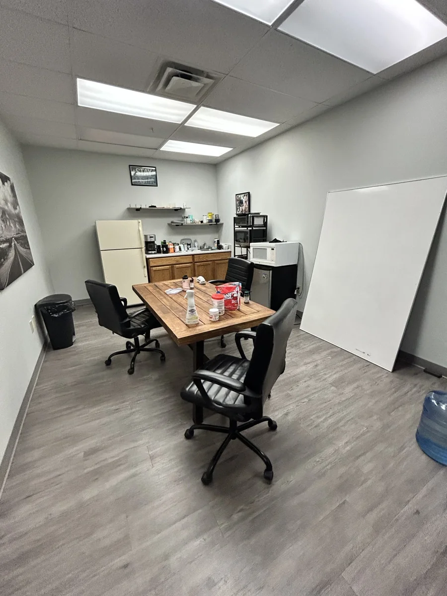 Crossroads Commerce Center — Lease in Columbus, OH, photo 2 of 4