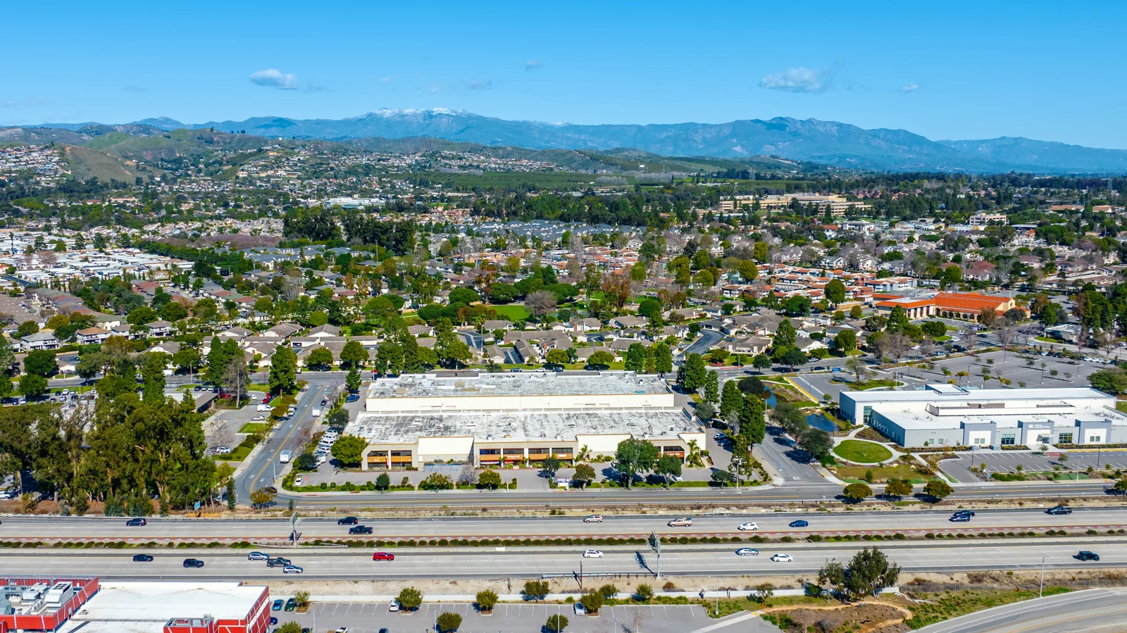 Walker Ralston Square — Sale in Ventura, CA, photo 1 of 8