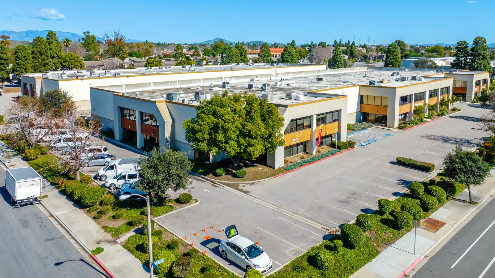 Walker Ralston Square — Sale in Ventura, CA, photo 2 of 8