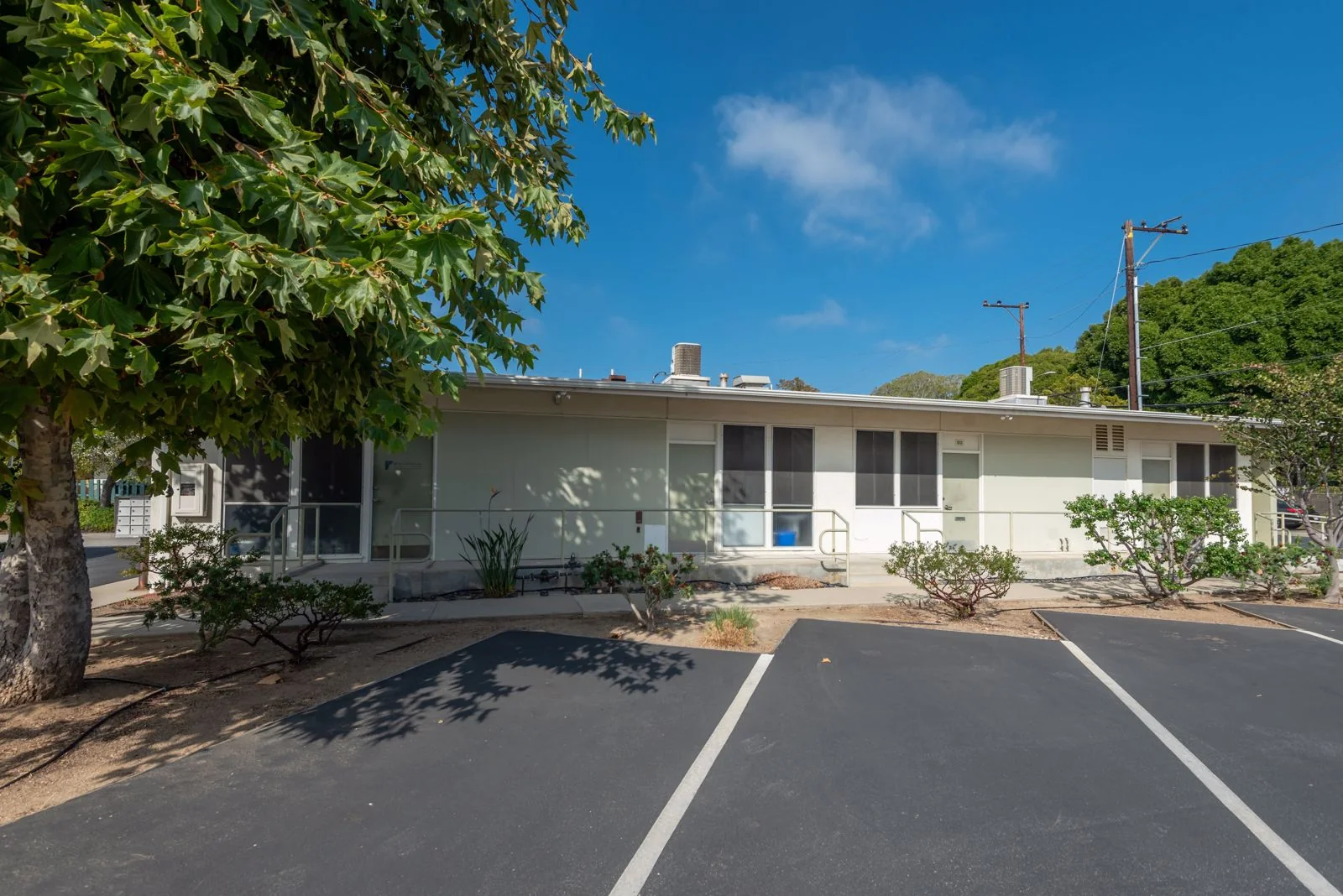 Office in Ventura, CA — Sale in Ventura, CA, photo 2 of 2