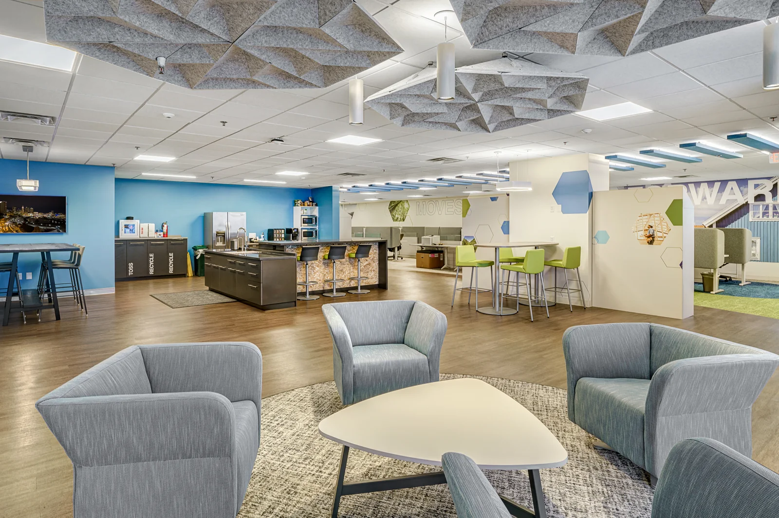 180 E Broad St Sublease