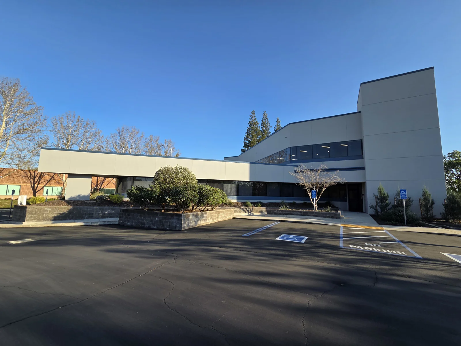 1613 Santa Clara Drive