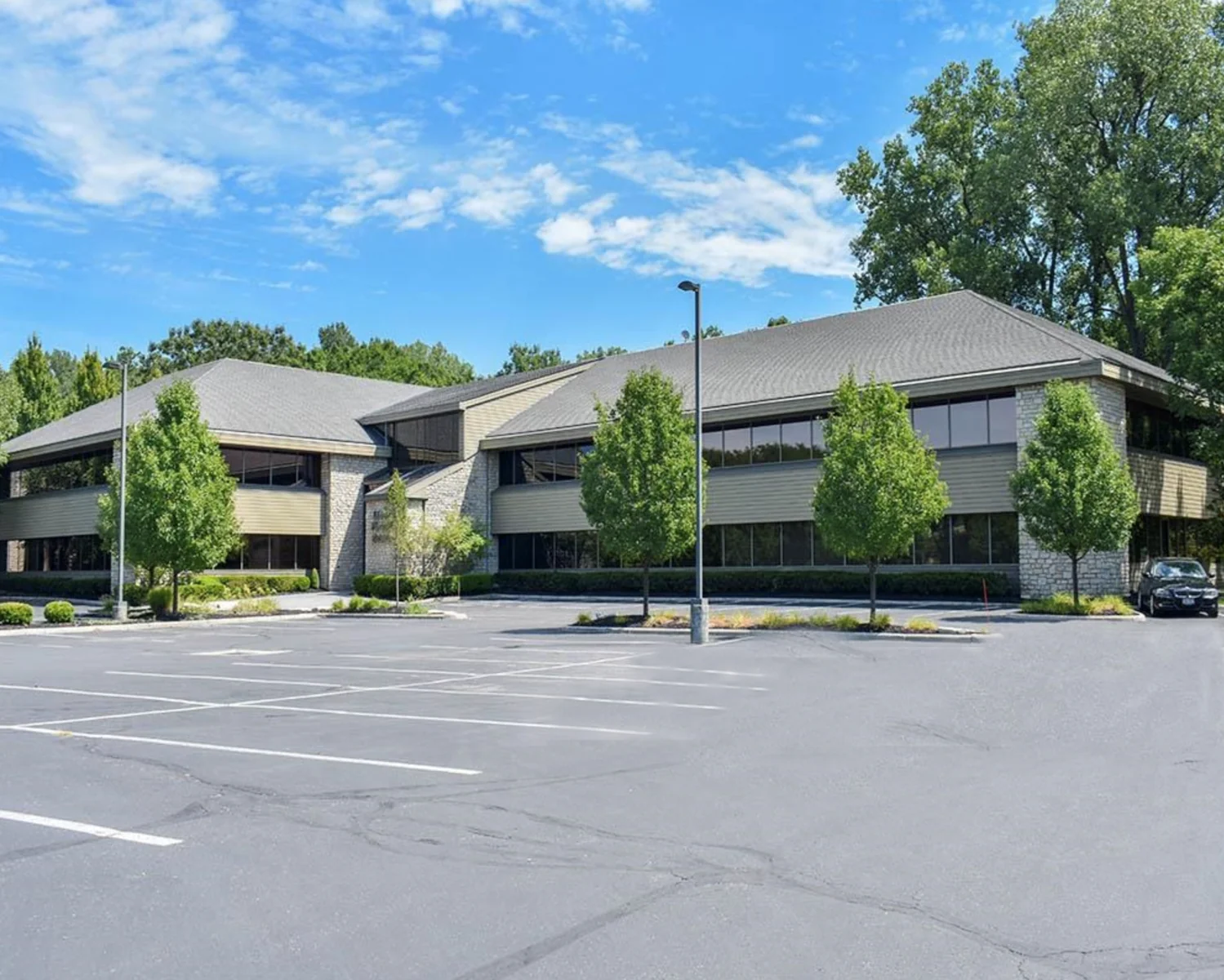 7650 Rivers Edge Drive - office in Columbus, OH