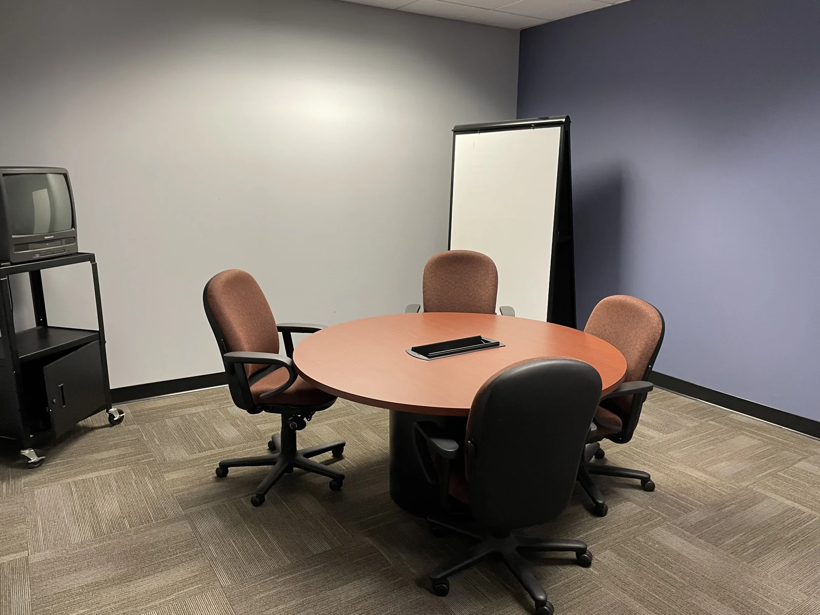 Office in Hilliard, OH — Lease in Hilliard, OH, photo 5 of 8