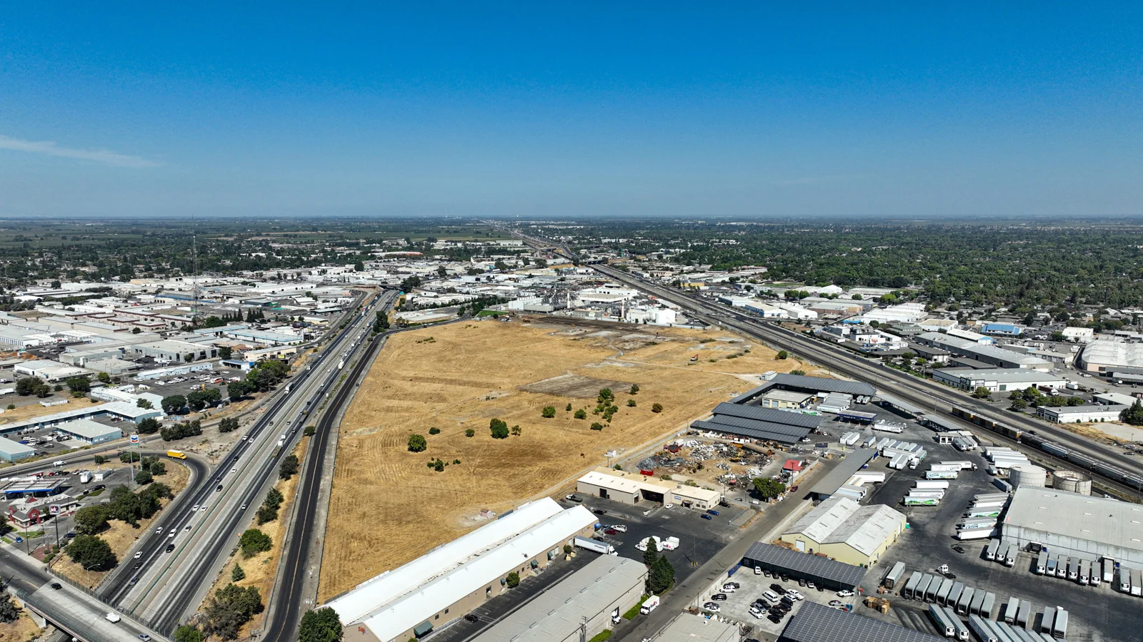 Industrial in Modesto, CA — Sale in Modesto, CA, photo 2 of 3