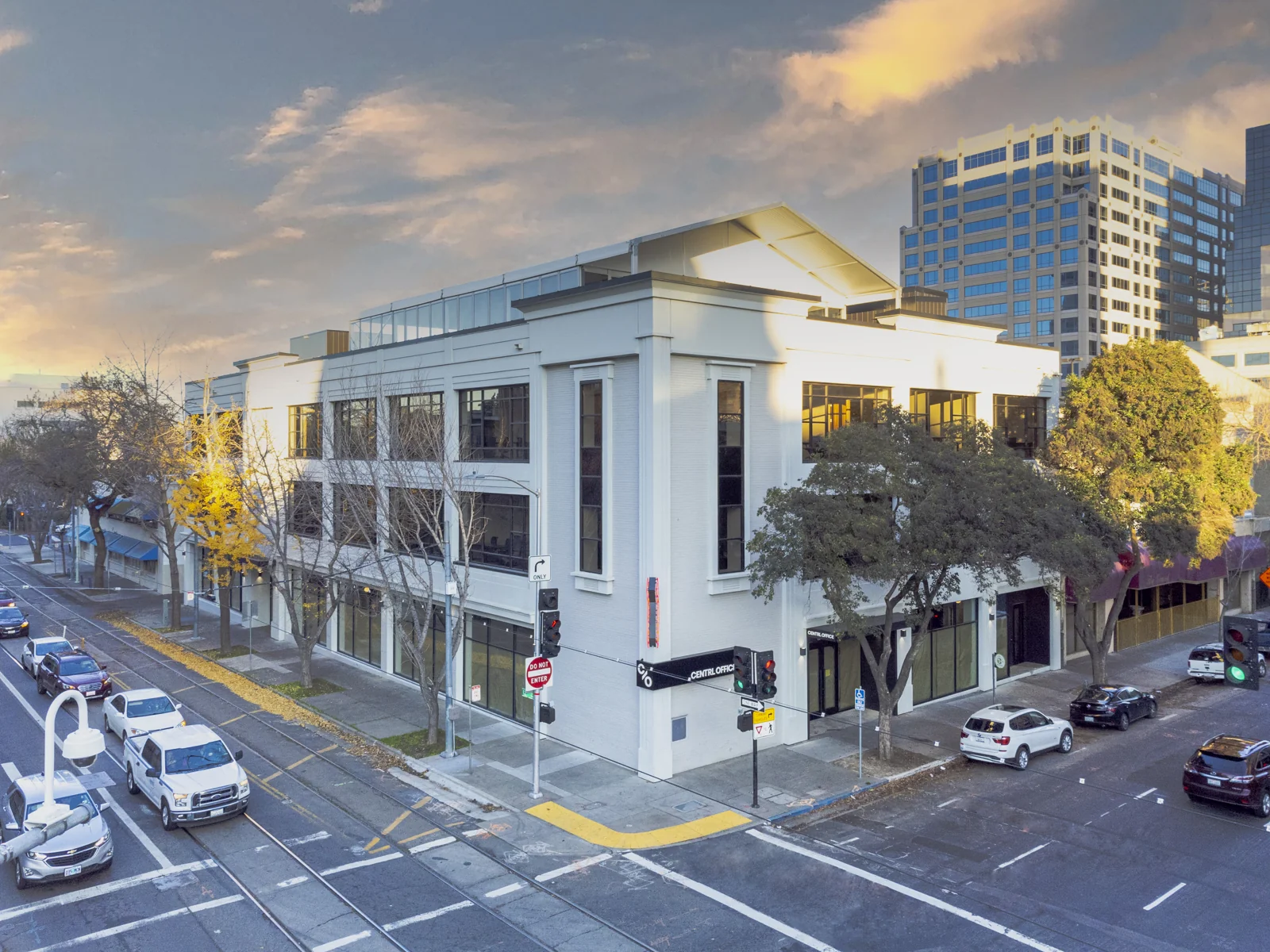 1201 J St - photo 1 - Sacramento, CA