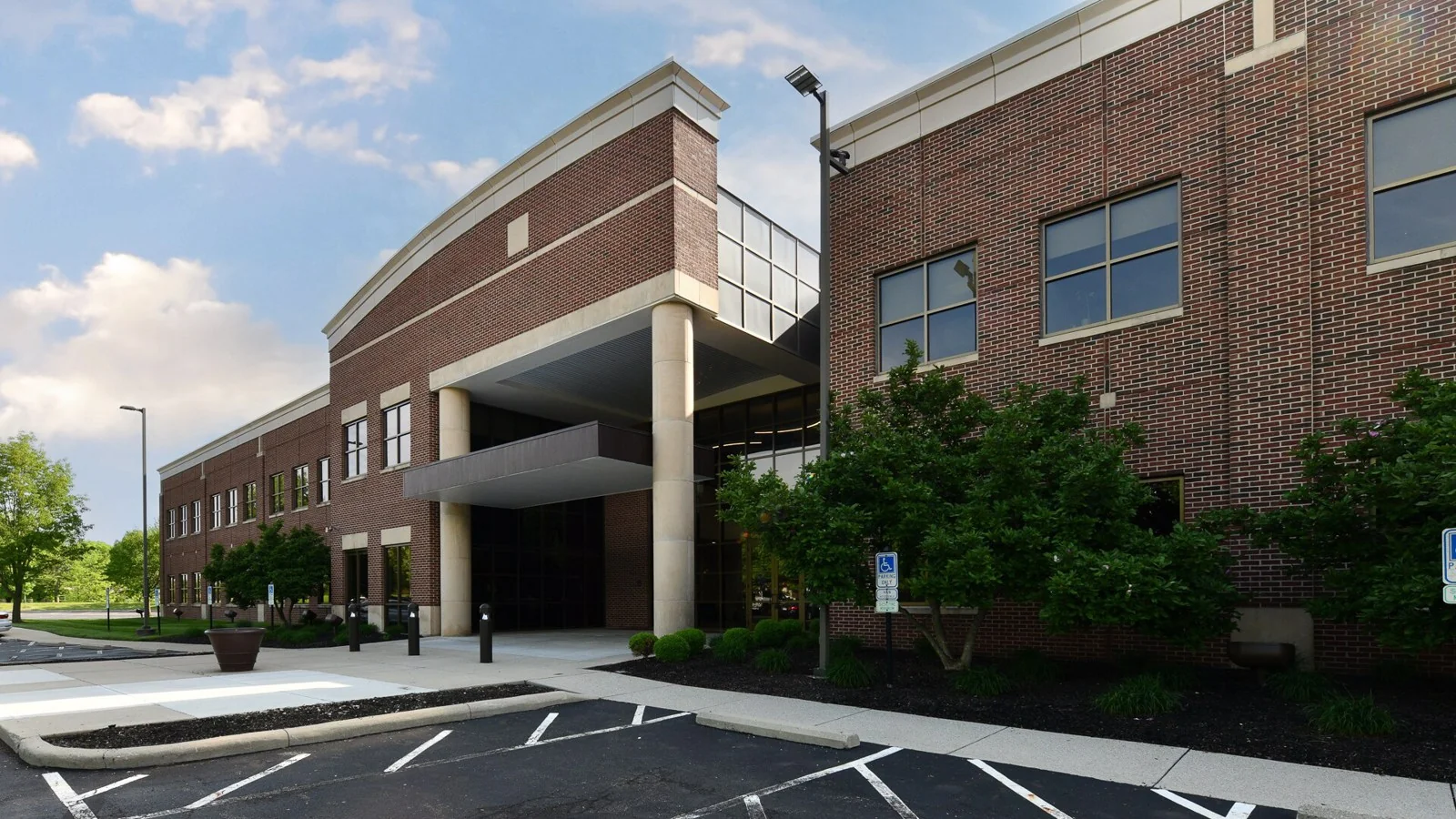 5747 Perimeter Dr. — Lease in Dublin, OH, photo 1 of 4