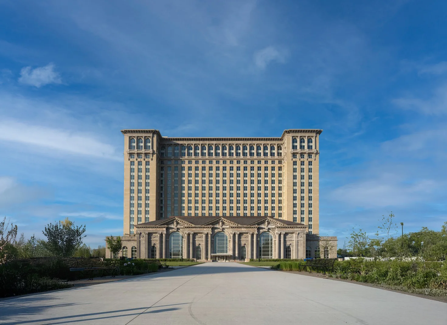 Office in Detroit, MI — Lease in Detroit, MI, photo 2 of 6