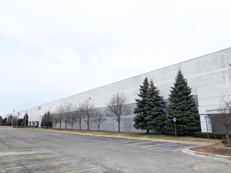 13000 Oakland Park Blvd - photo 1 - Highland Park, MI