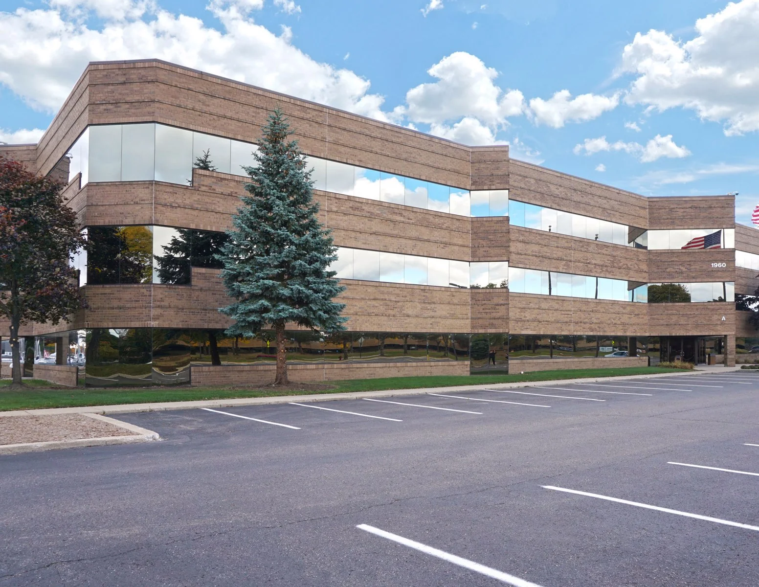 Troy Technology Park — Lease in Troy, MI, photo 1 of 1