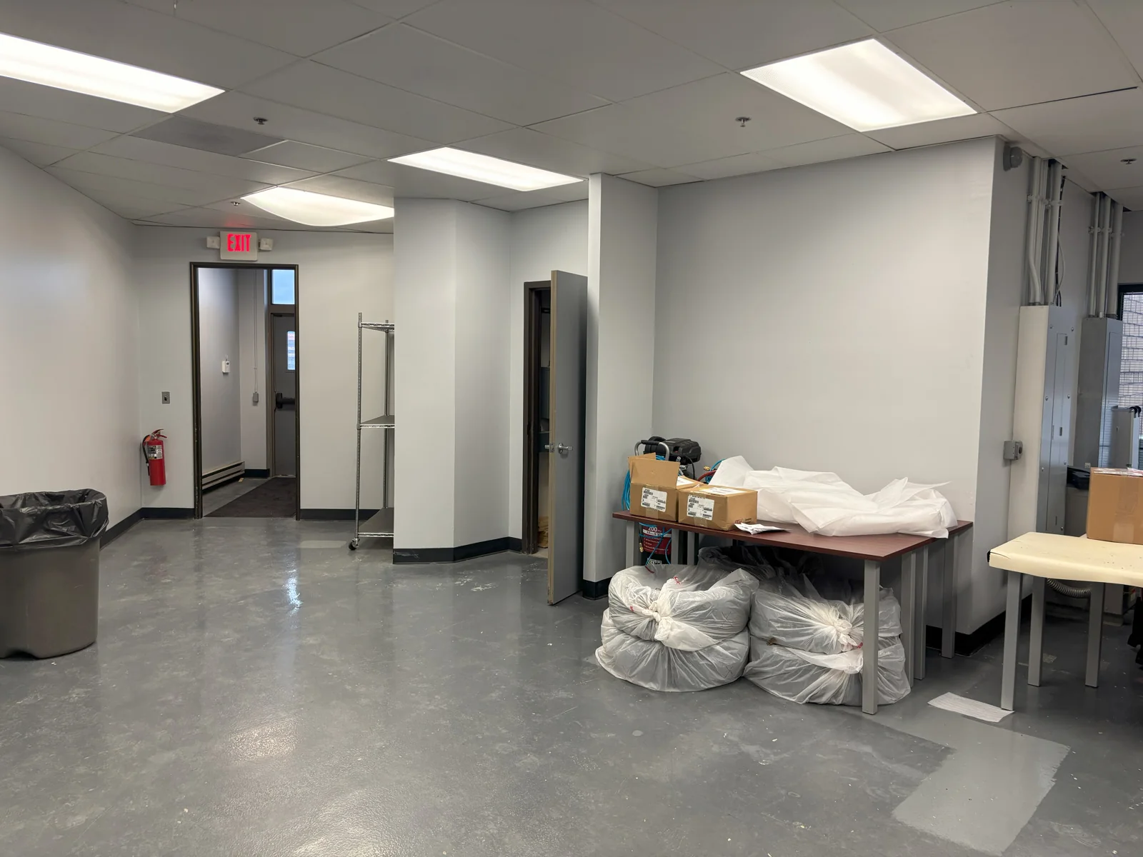 Office in Troy, MI — Lease in Troy, MI, photo 6 of 7