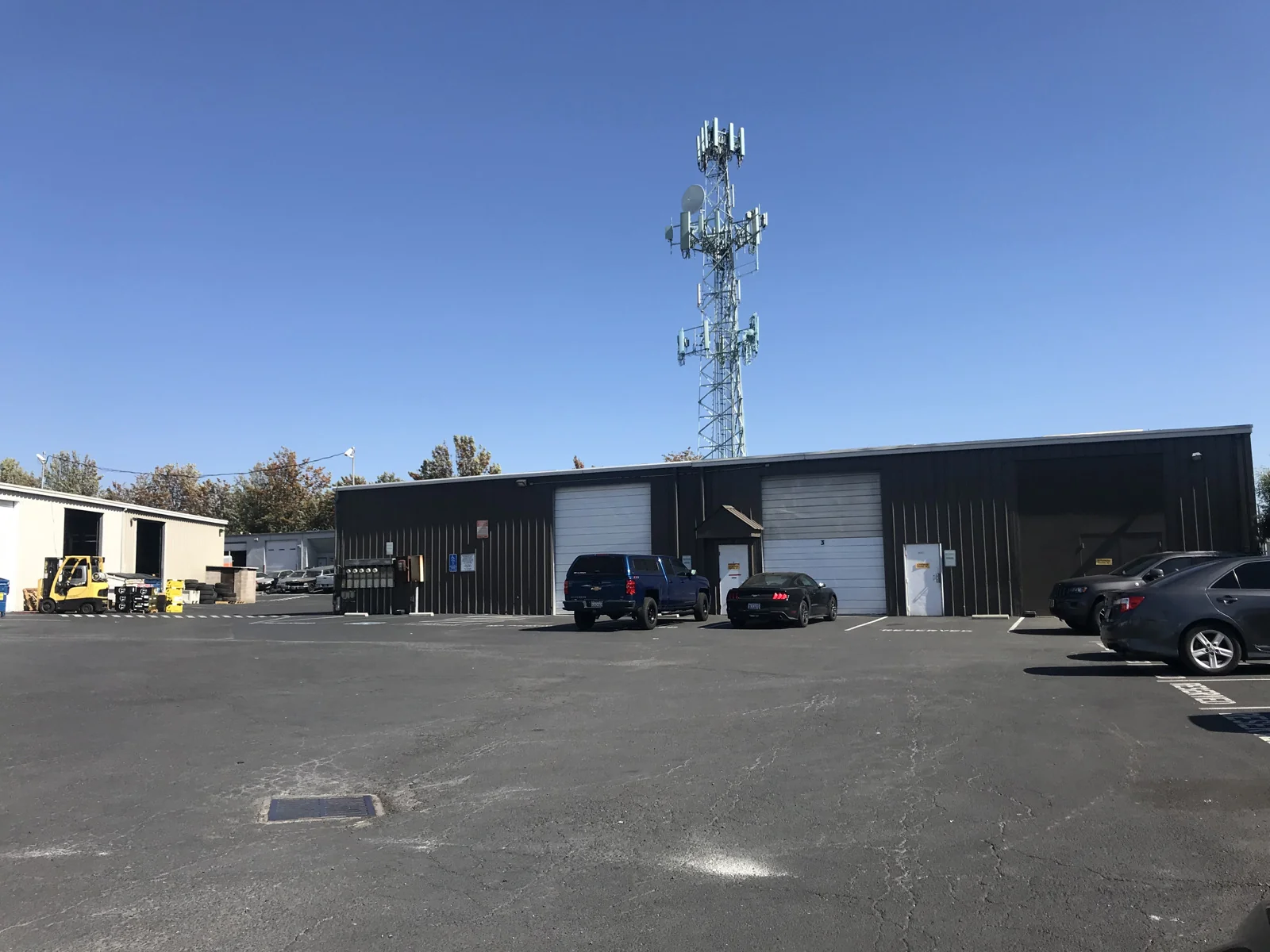 2000-2060 Warm Springs Ct. — Sale in Fremont, CA, photo 5 of 7