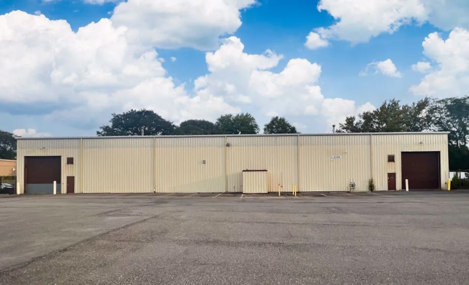 13390 Capital St - industrial in Oak Park, MI