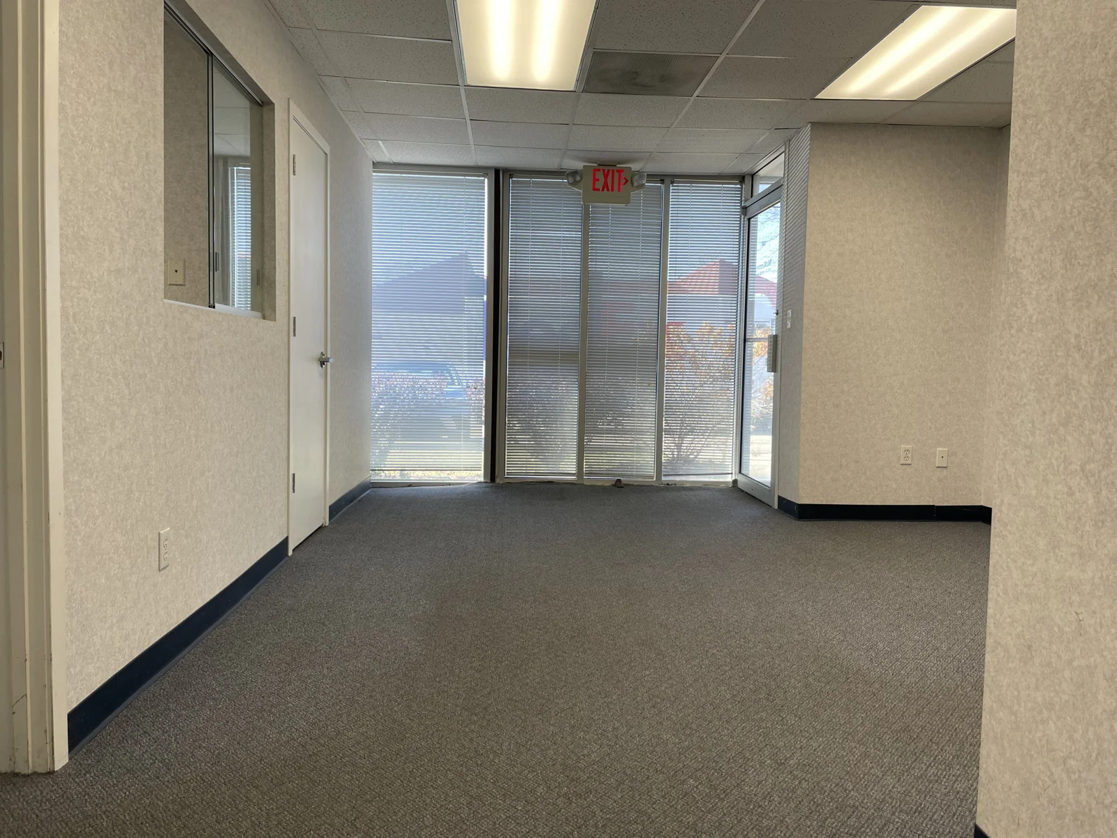Office in Southfield, MI — Lease in Southfield, MI, photo 4 of 5