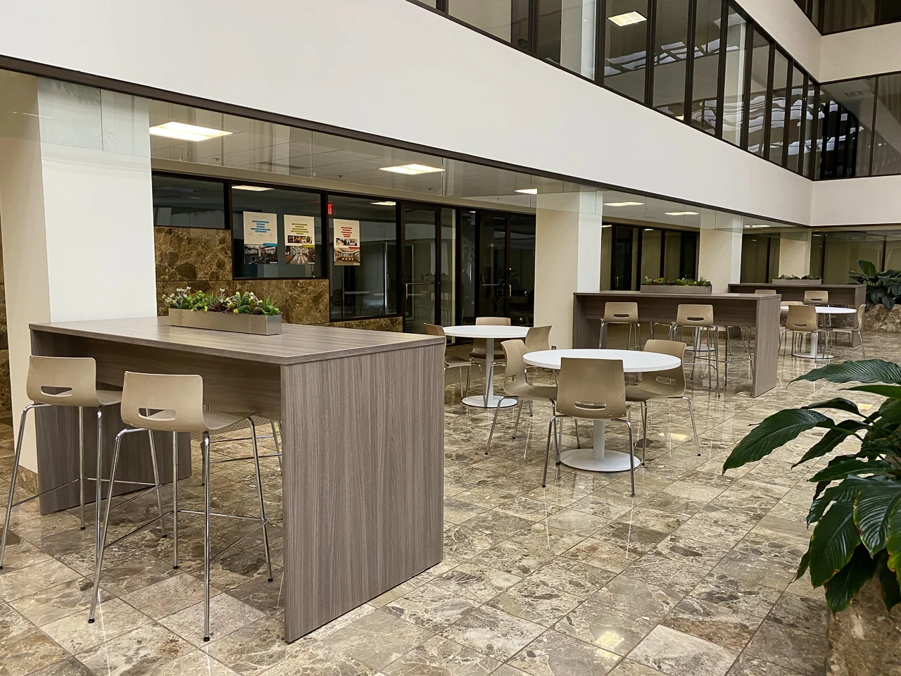 Office in Bloomfield Hills, MI — Lease in Bloomfield Hills, MI, photo 4 of 8