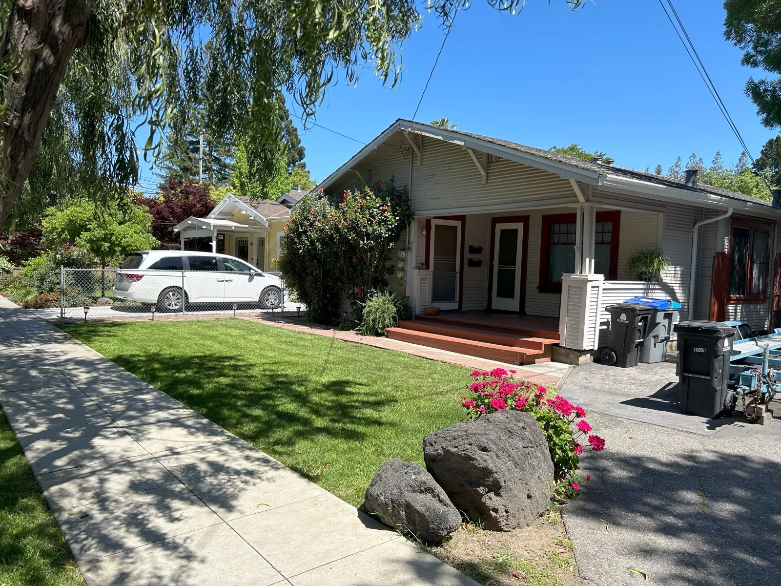 Multifamily in Mountain View, CA — Sale in Mountain View, CA, photo 2 of 5