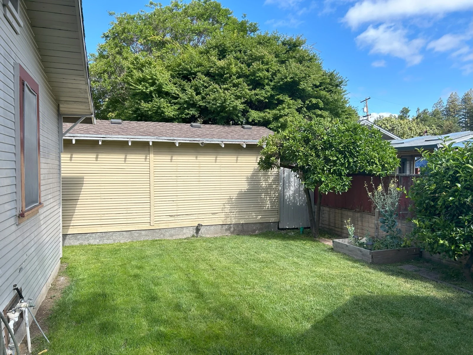 Multifamily in Mountain View, CA — Sale in Mountain View, CA, photo 4 of 5